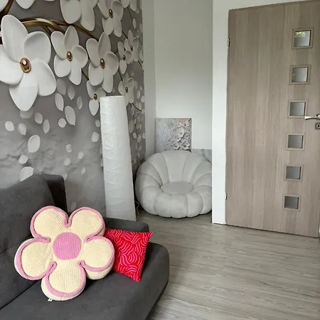 4stronycentrum شقة *